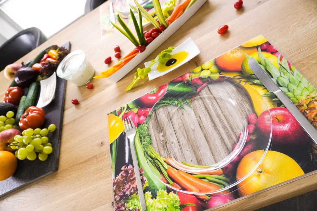 Tischset Platzset abwaschbar Veggie Heart von ARTIPICS Kunststoff 42x30 cm